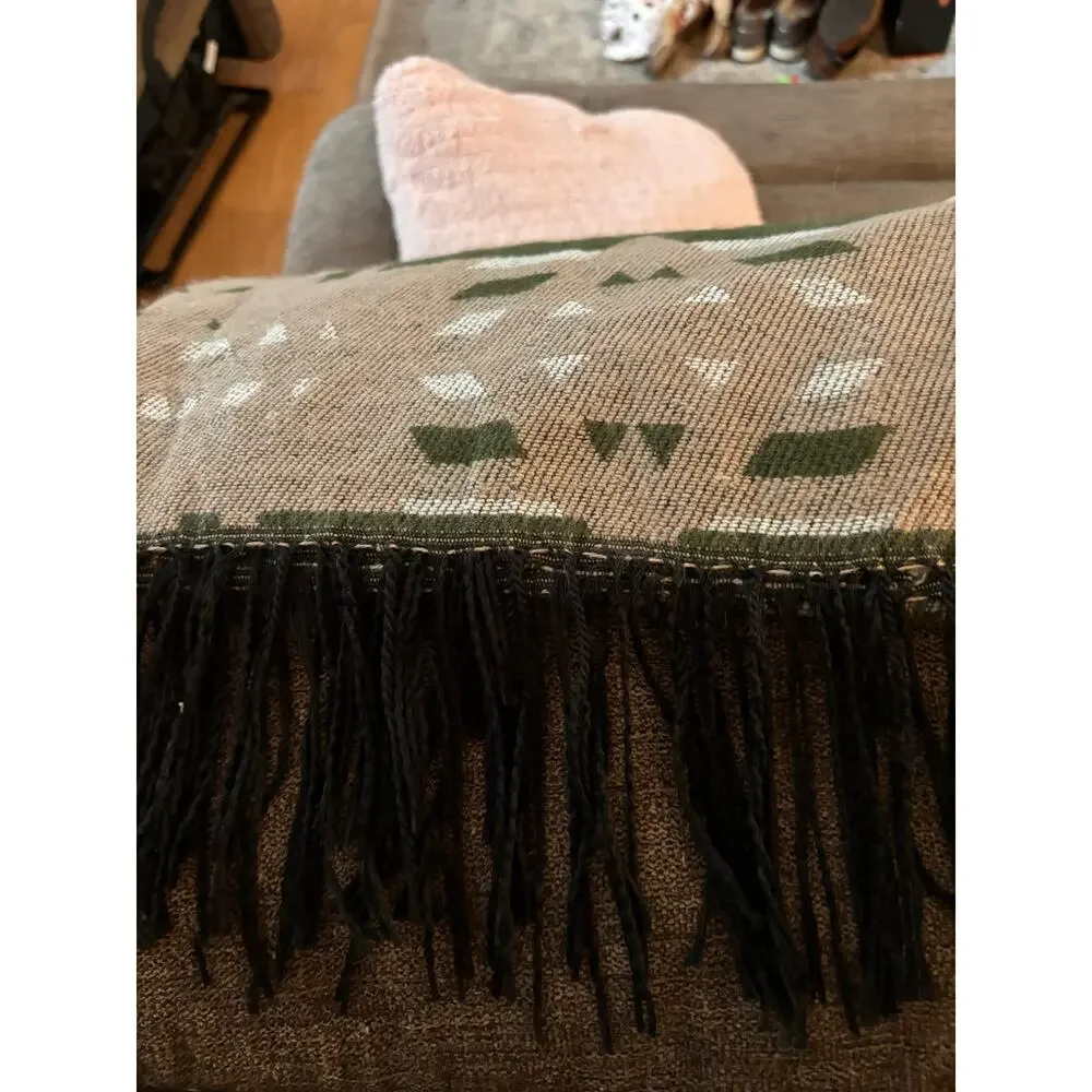 L.A. Hearts Women's OS Blanket Scarf Wrap Southwestern Western Geometric Fringe